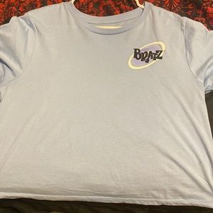 I’m selling this cute brats crop top shirt